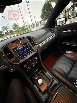 کرایسلەر 300